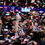 LSU เอาชนะไอโอวาเพื่อคว้าแชมป์บาสเก็ตบอลหญิงของ NCAA